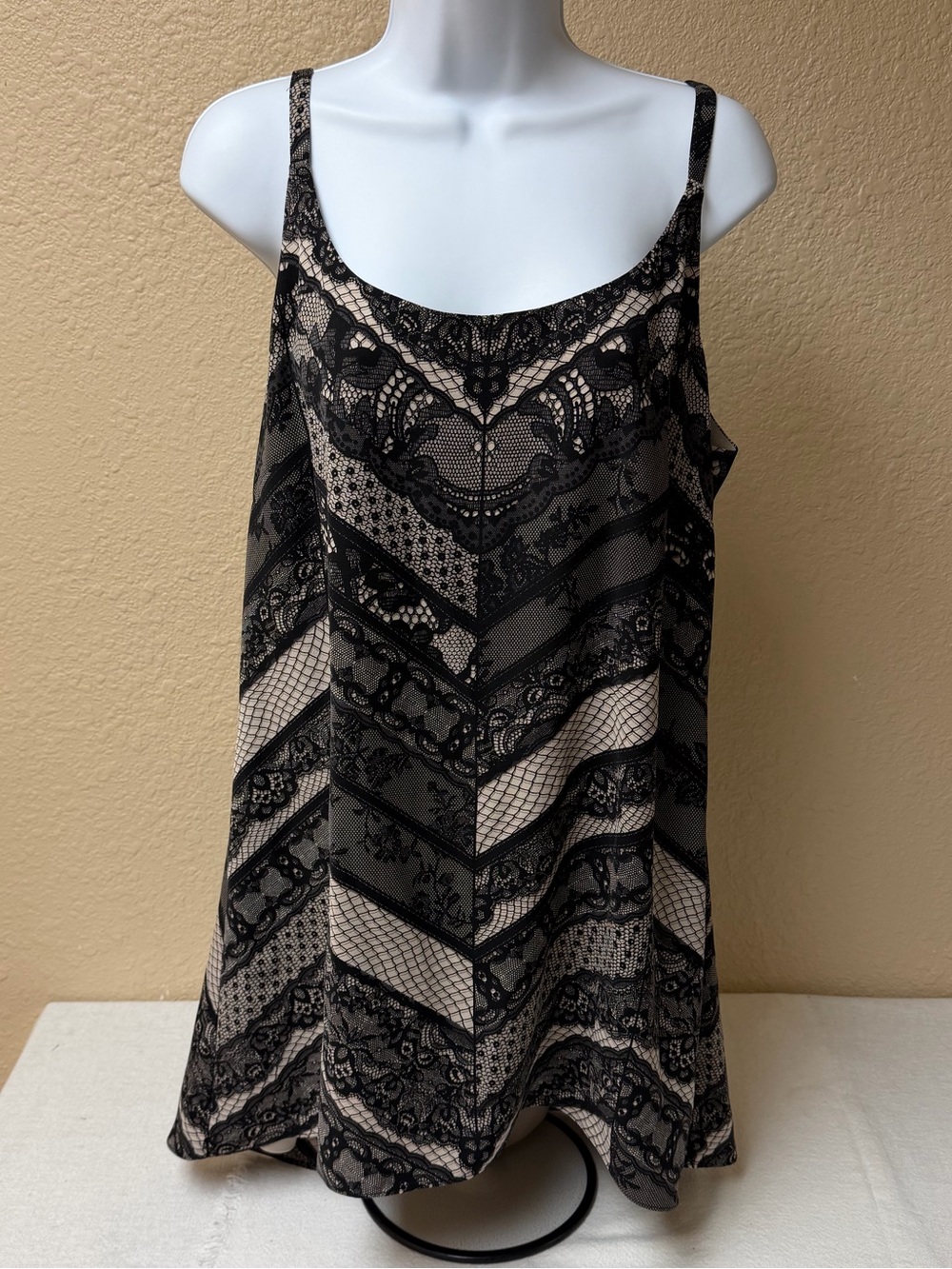 4/$20 CAbi Black Lace-Patterned Beige Camisole